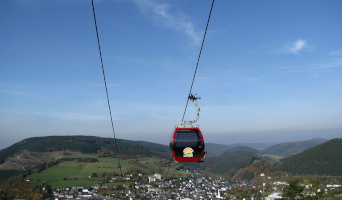 Door het prachtige Elpetal en langs de Diemelsee